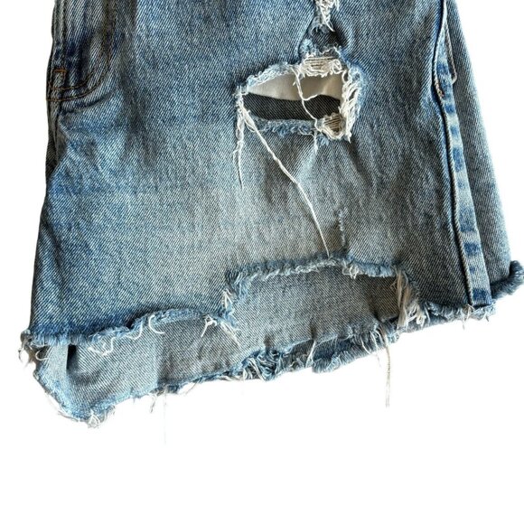 Abercrombie & Fitch Womens Size 2/26 Light Wash Distress Raw Hem High Rise Short - Picture 4 of 6